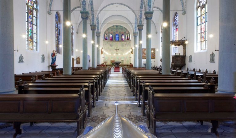 Pfarrkirche St. Pankratius, Inneres nach Osten